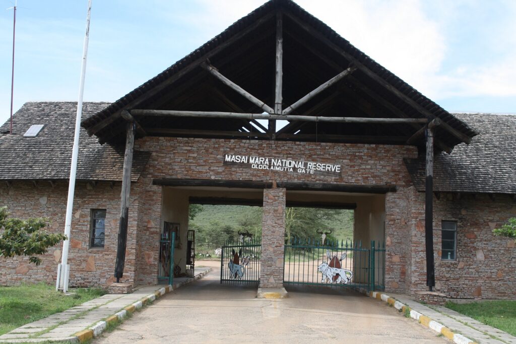 MasaiMara-gates